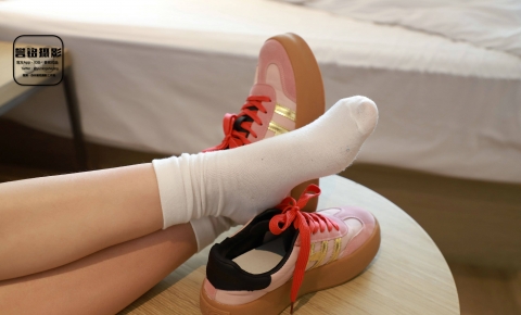 誉铭优选 2023-微信客户群10 套图视频[90P1V1.36G]