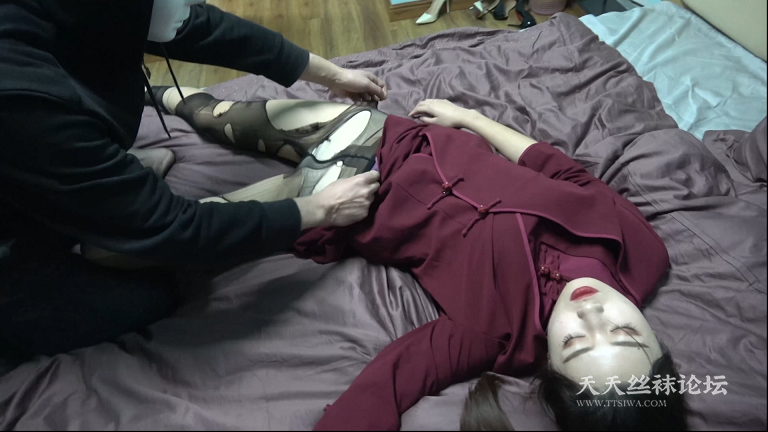 【Old Dream】Limp pant[00_10_31][20240409-010305].png