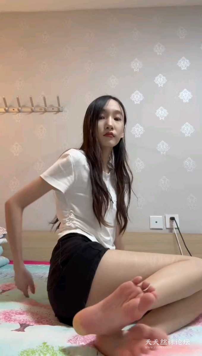 190635bouaoszwsone1hzt.jpg