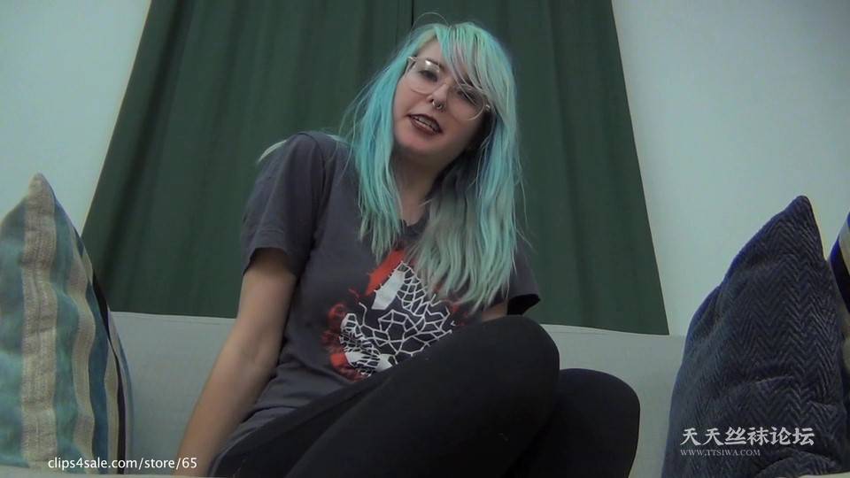 20131012 Coed Feet - frame at 0m11s.jpg