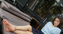 【裸足】中学政教处主任刘老师客串足模让体验读书时不敢看的脚（2）【60P】