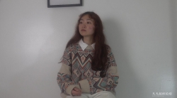 【南国足艺】新模特乐儿试镜，测量美脚换鞋 超红润的脚底板！